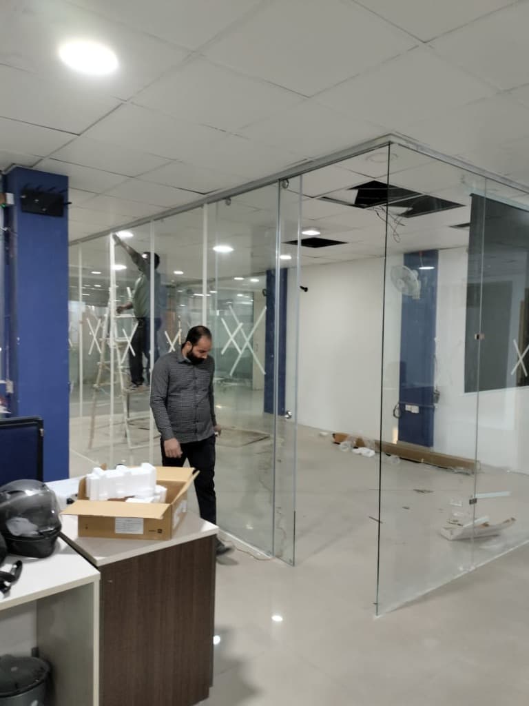 Modern Glass Partitioning